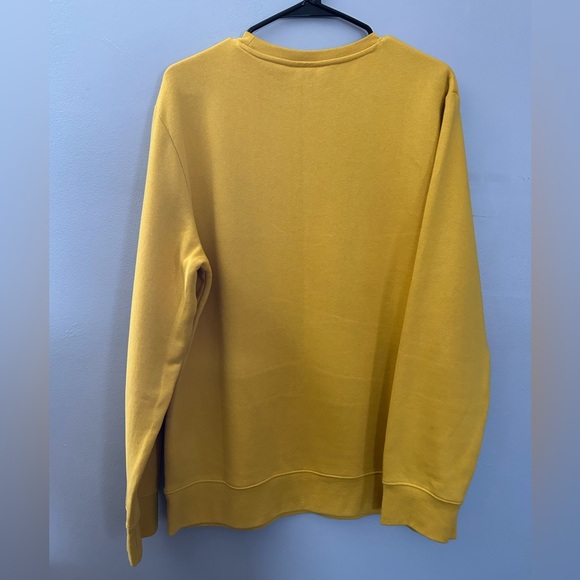 Crewneck - Picture 3 of 3